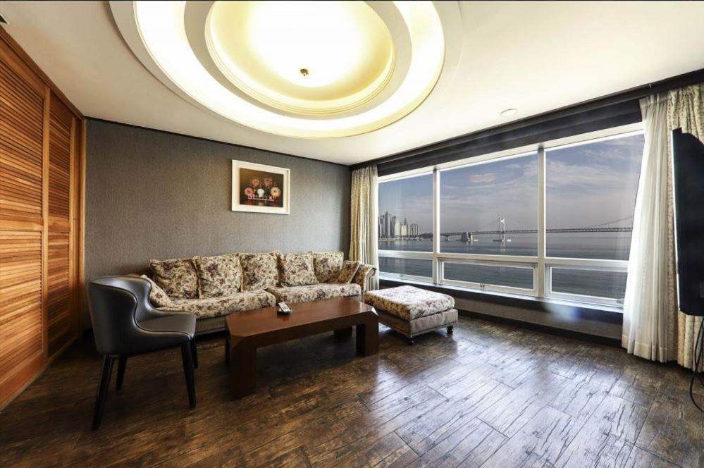 Bridge Hotel Pusan Zewnętrze zdjęcie